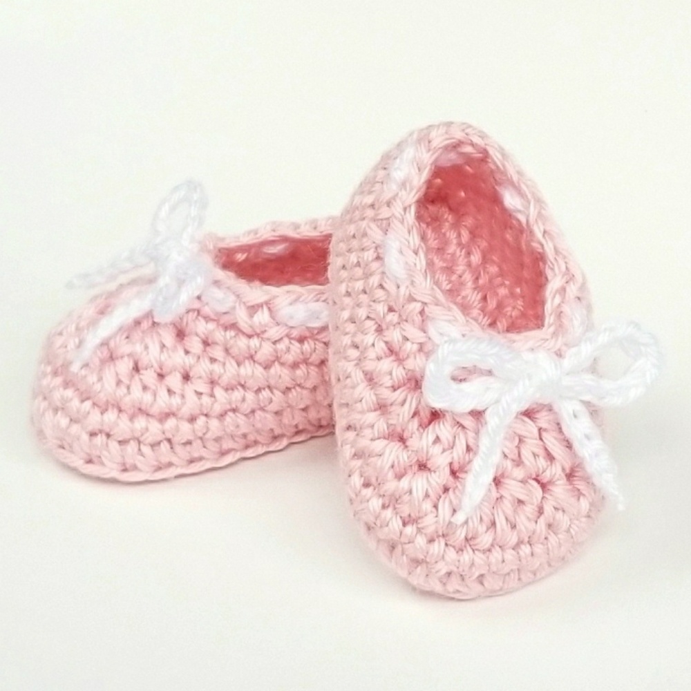 Baby girl booties, Crochet baby shoes
